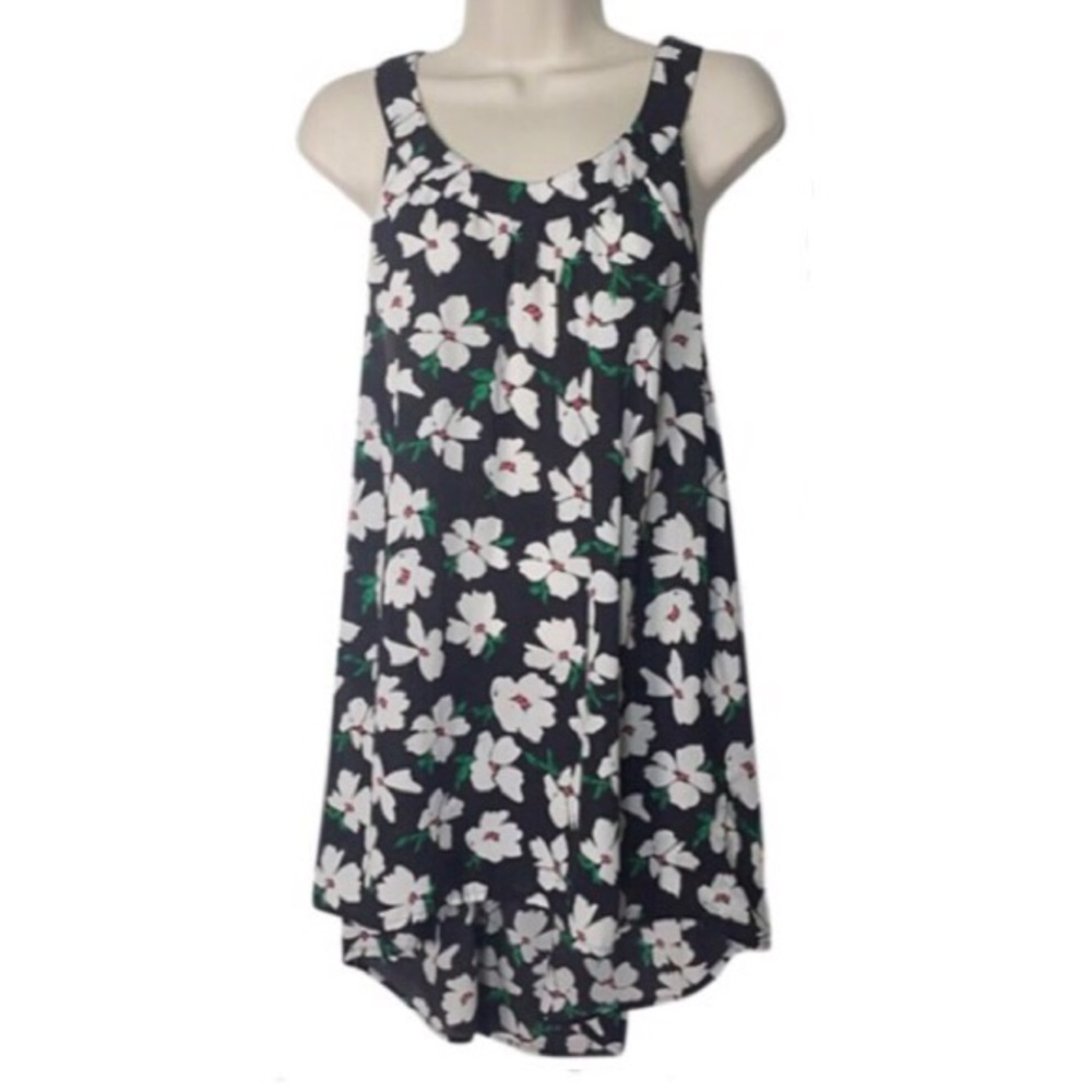 Torrid Black & White Floral Racer Back Top